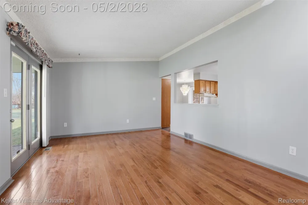 28800 Sibley Road Huron Charter Township, MI 48174