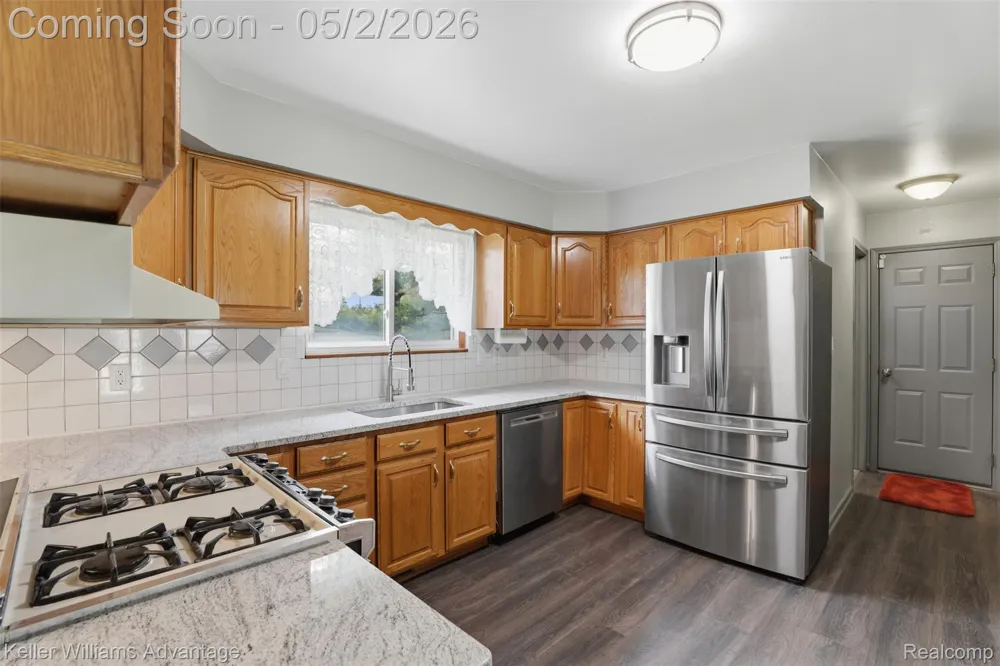 28800 Sibley Road Huron Charter Township, MI 48174