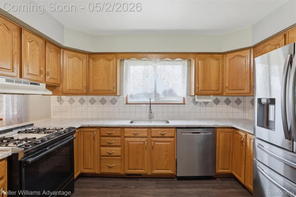28800 Sibley Road Huron Charter Township, MI 48174
