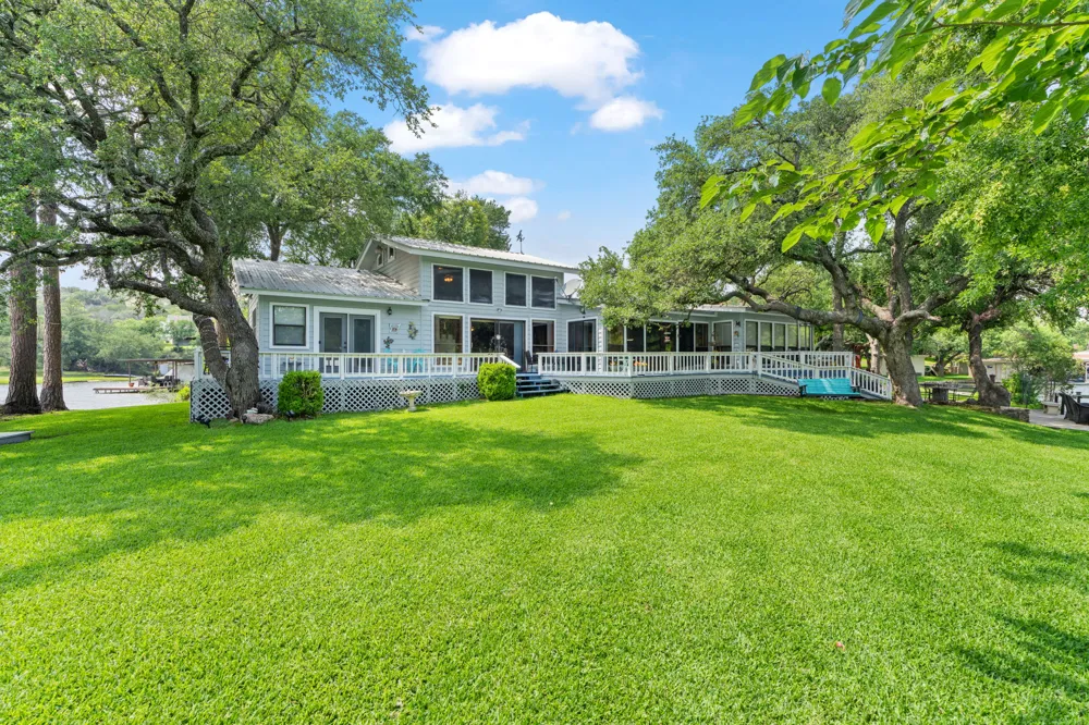 327 Mountain View Drive Sunrise Beach, TX 78643