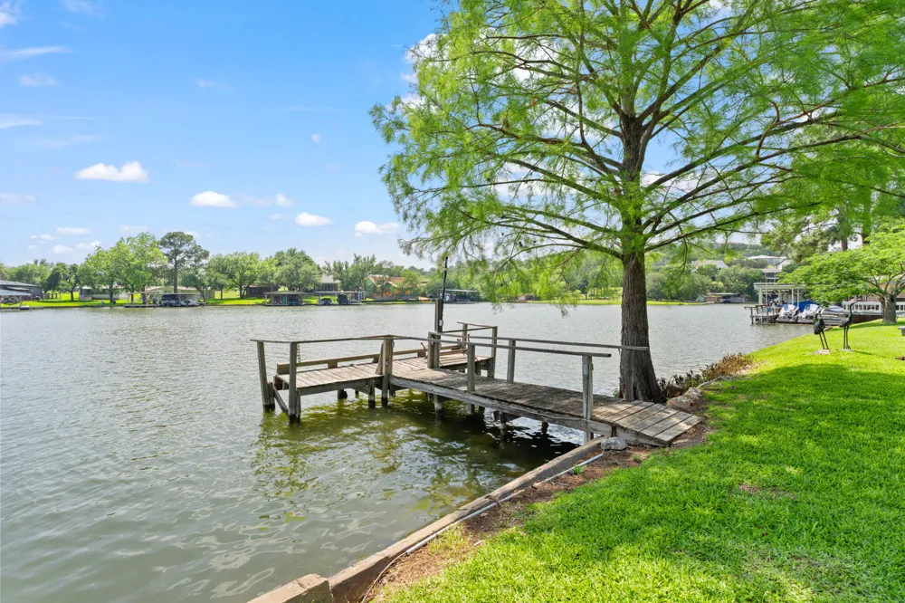 327 Mountain View Drive Sunrise Beach, TX 78643