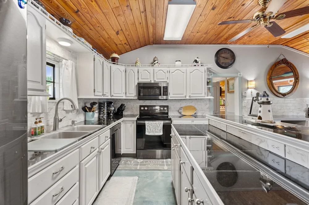 327 Mountain View Drive Sunrise Beach, TX 78643