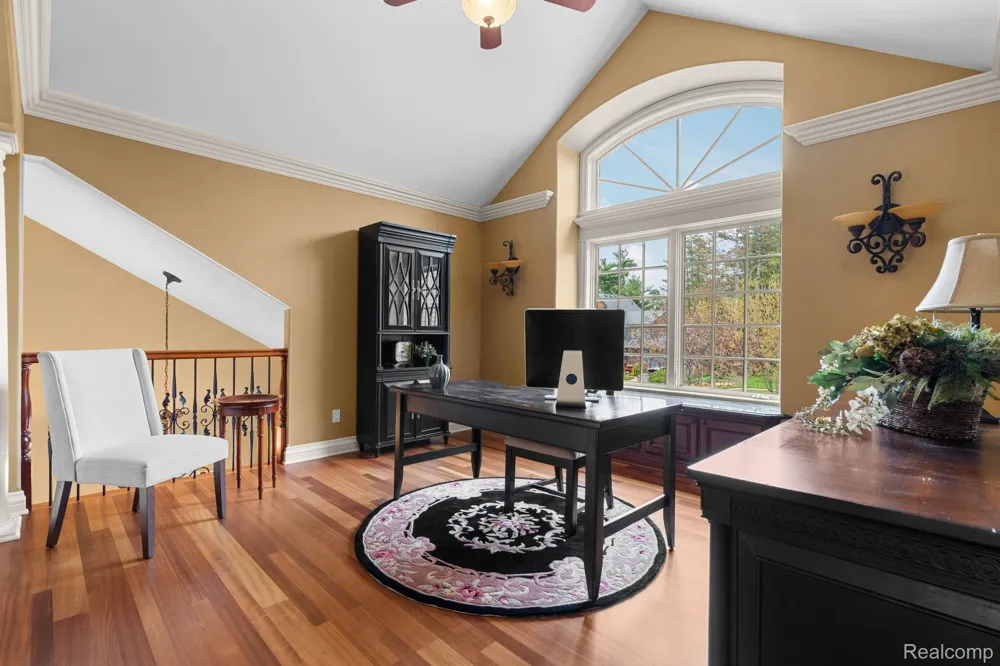 433 John R Milford Village, MI 48381