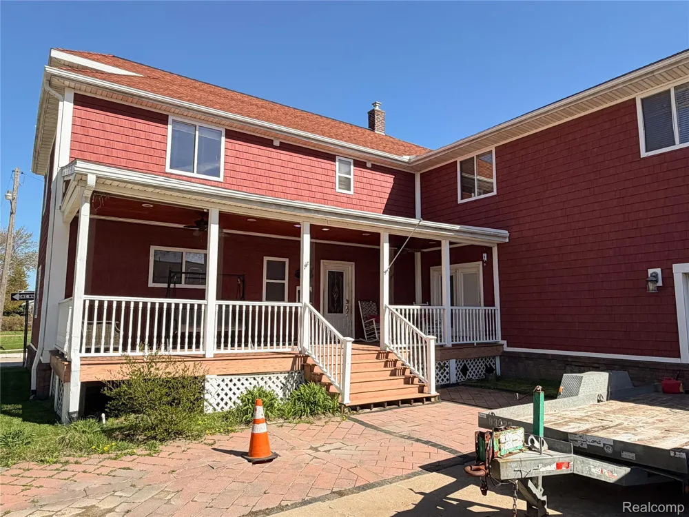 703 Saint John Street Wyandotte City, MI 48192