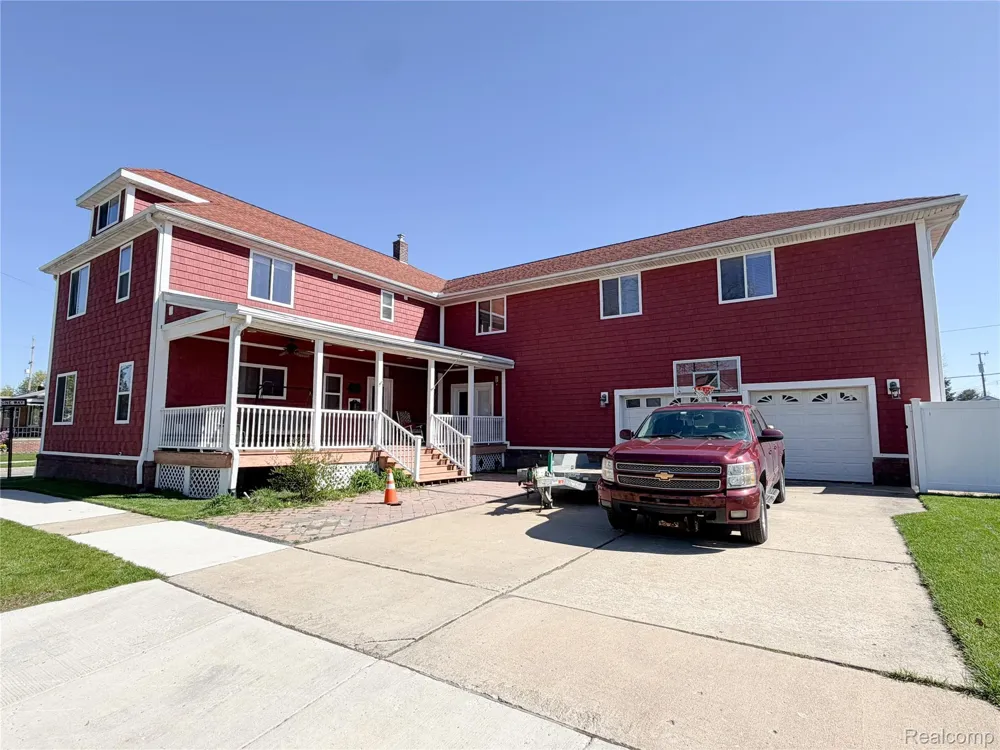 703 Saint John Street Wyandotte City, MI 48192