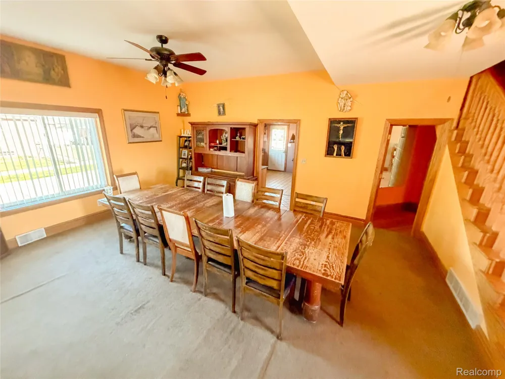 703 Saint John Street Wyandotte City, MI 48192