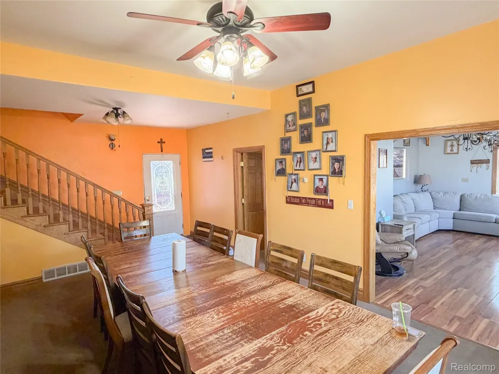 703 Saint John Street Wyandotte City, MI 48192