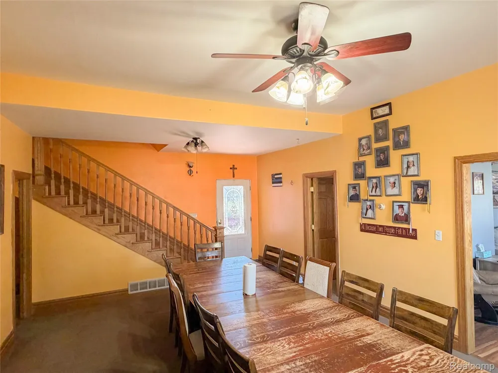 703 Saint John Street Wyandotte City, MI 48192