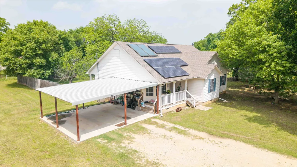 306 Owens Street Bridgeport, TX 76426