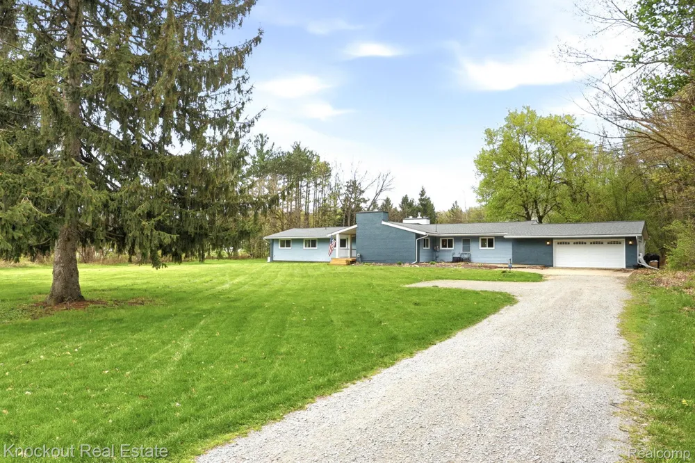 12452 Canada Road Birch Run Township, MI 48415