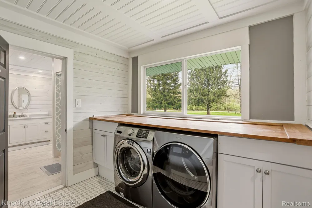 12452 Canada Road Birch Run Township, MI 48415