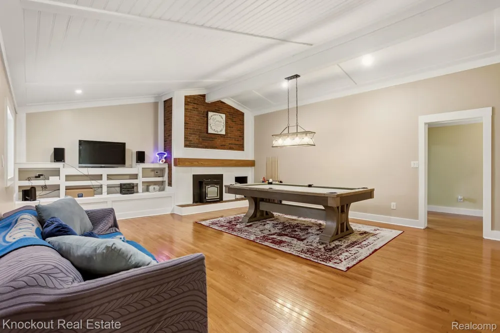 12452 Canada Road Birch Run Township, MI 48415