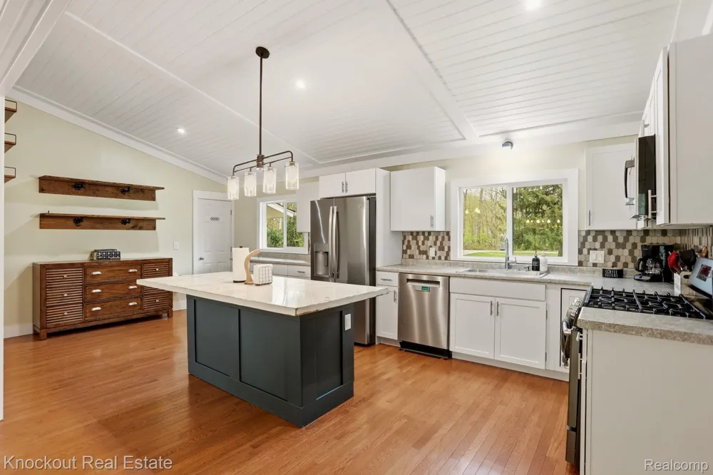 12452 Canada Road Birch Run Township, MI 48415