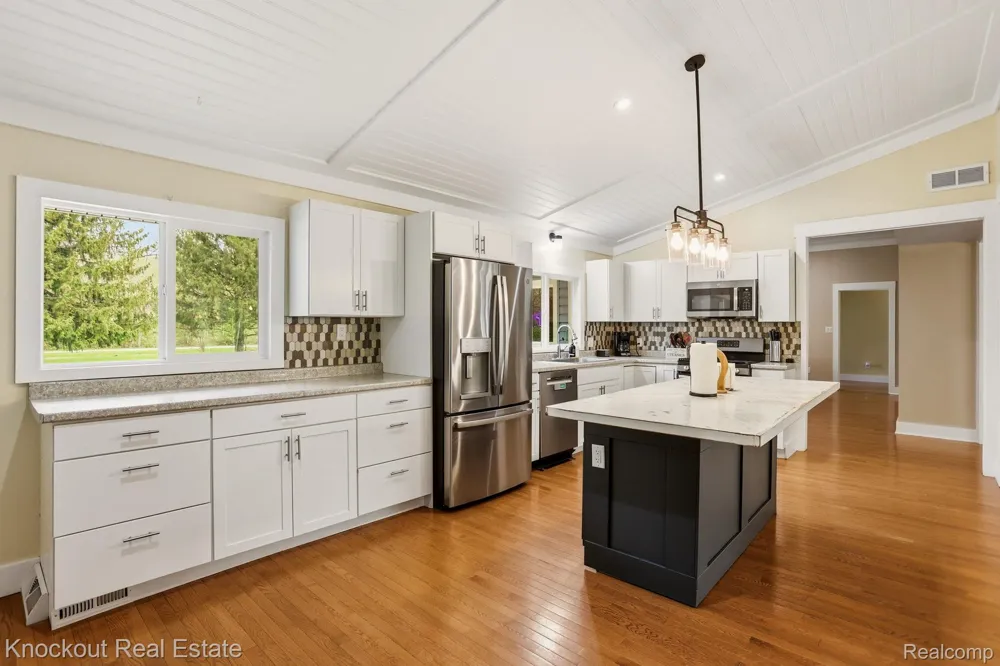 12452 Canada Road Birch Run Township, MI 48415