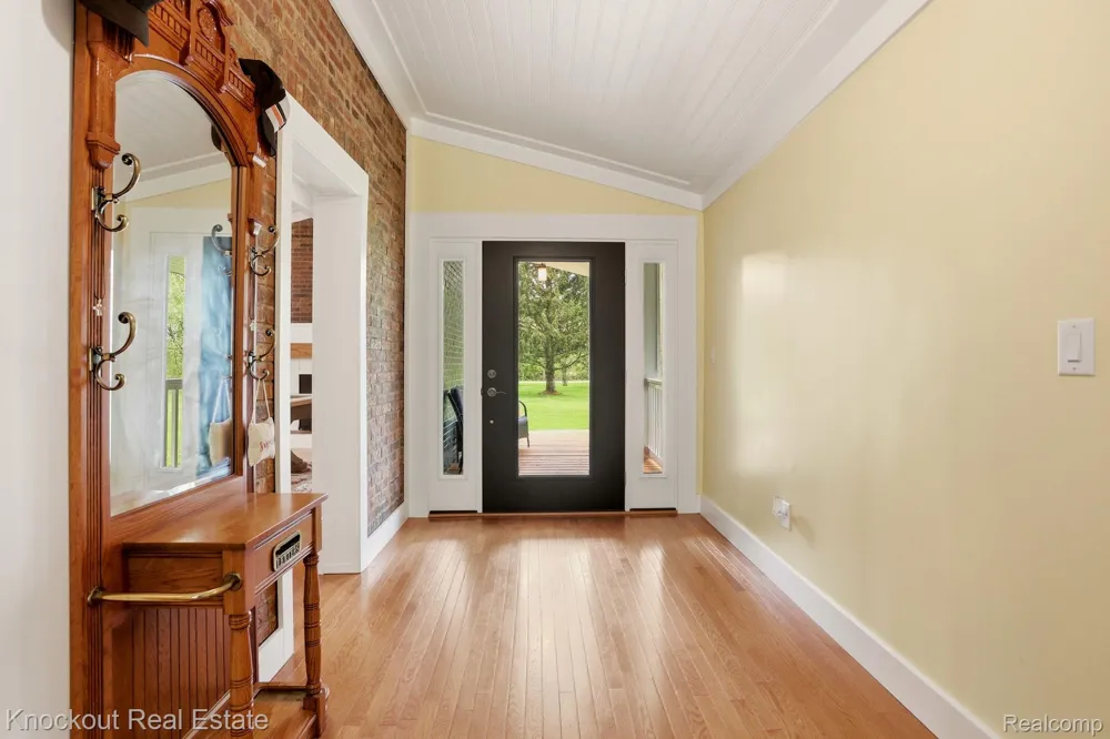 12452 Canada Road Birch Run Township, MI 48415