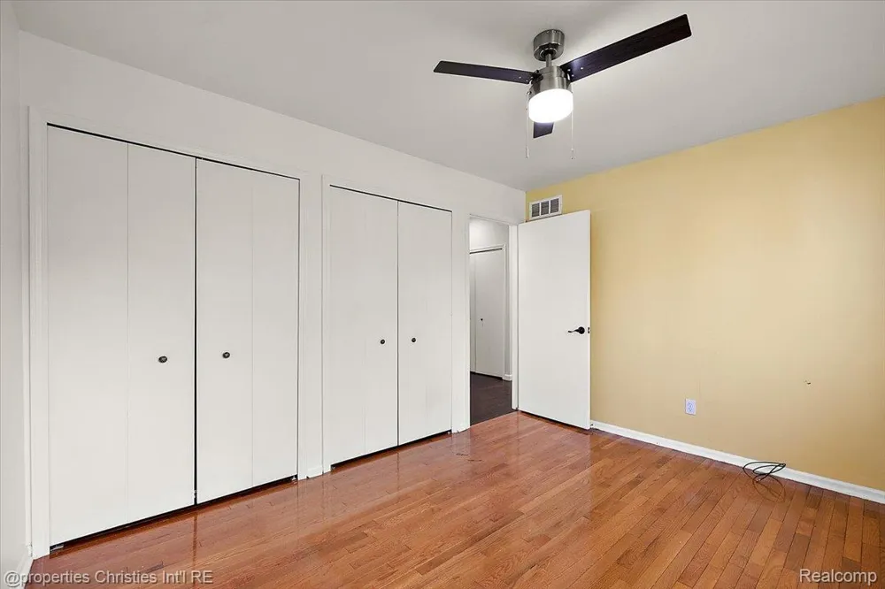 35052 Meadow Lane Farmington Hills City, MI 48335