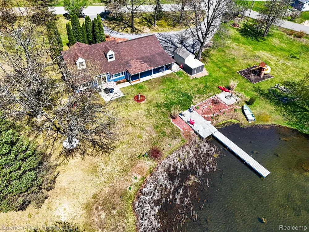 604 Gaffney Highland Charter Township, MI 48356