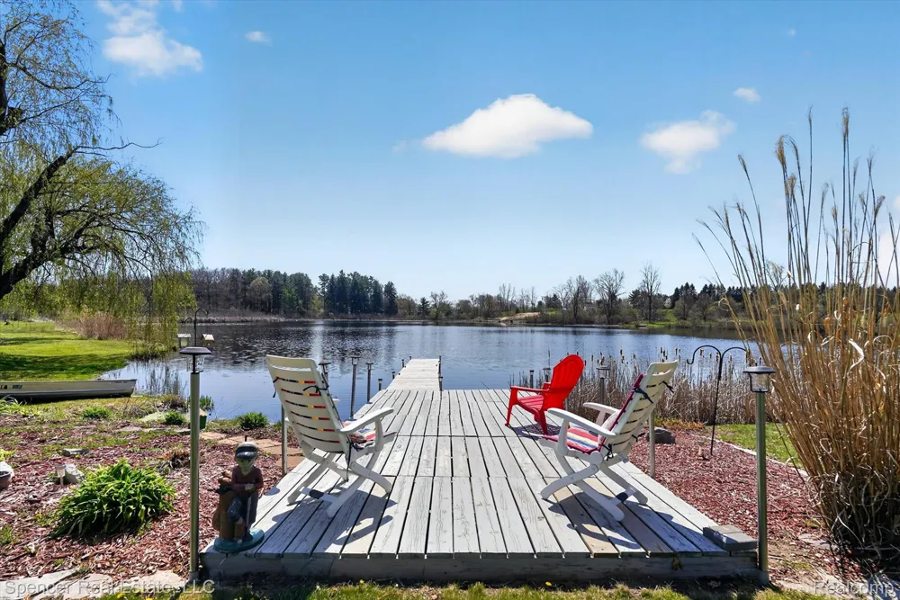 604 Gaffney Highland Charter Township, MI 48356