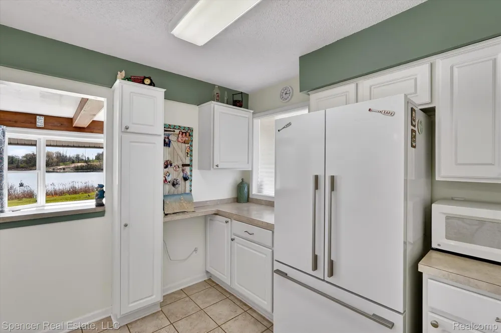 604 Gaffney Highland Charter Township, MI 48356