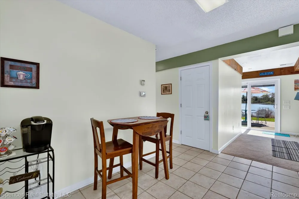 604 Gaffney Highland Charter Township, MI 48356