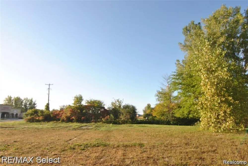 6483 BAY Kochville Township, MI 48604