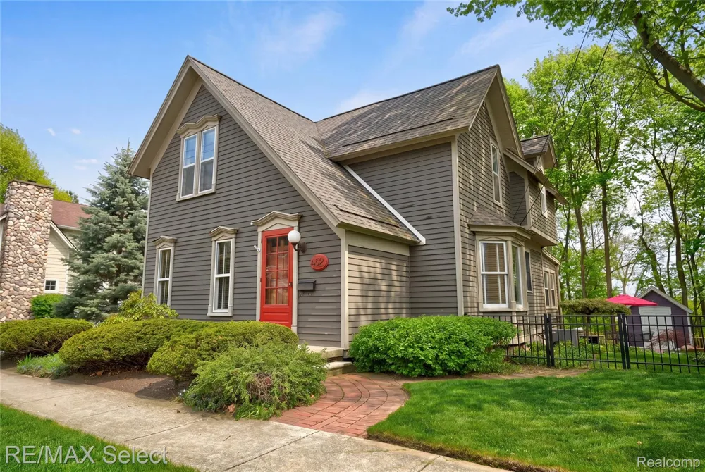 452 Butler Street Northville City, MI 48167