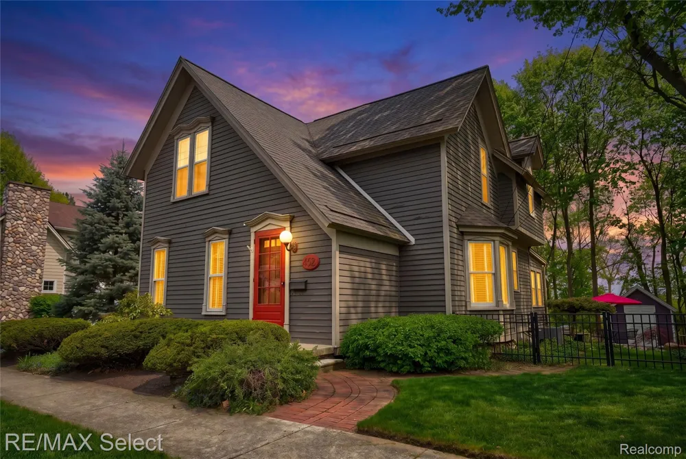 452 Butler Street Northville City, MI 48167