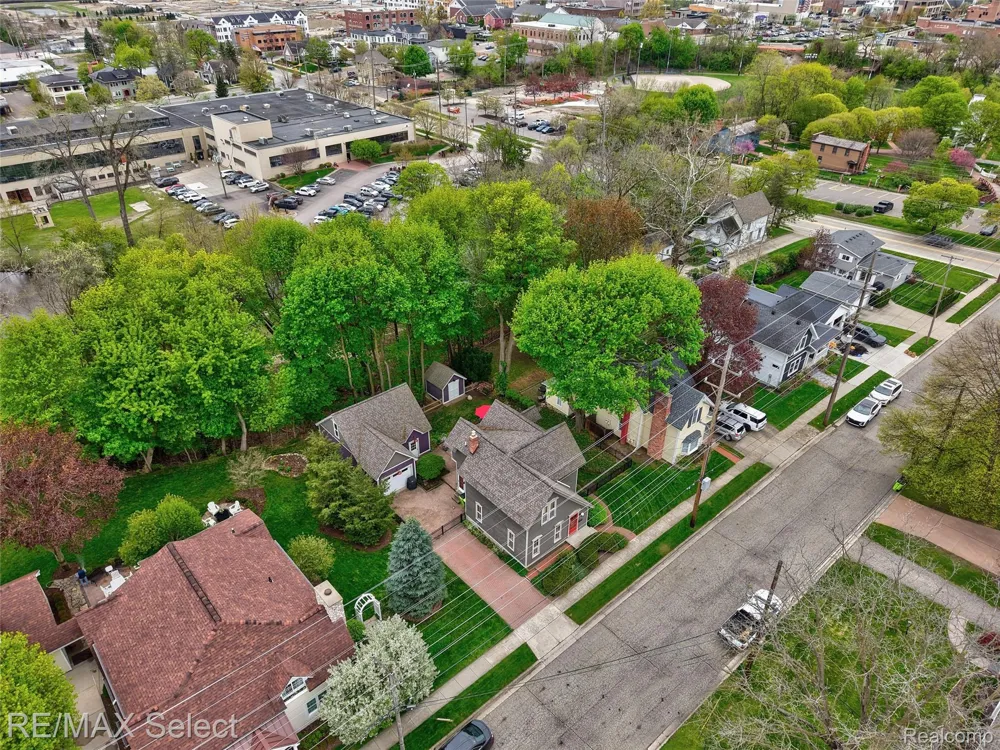 452 Butler Street Northville City, MI 48167