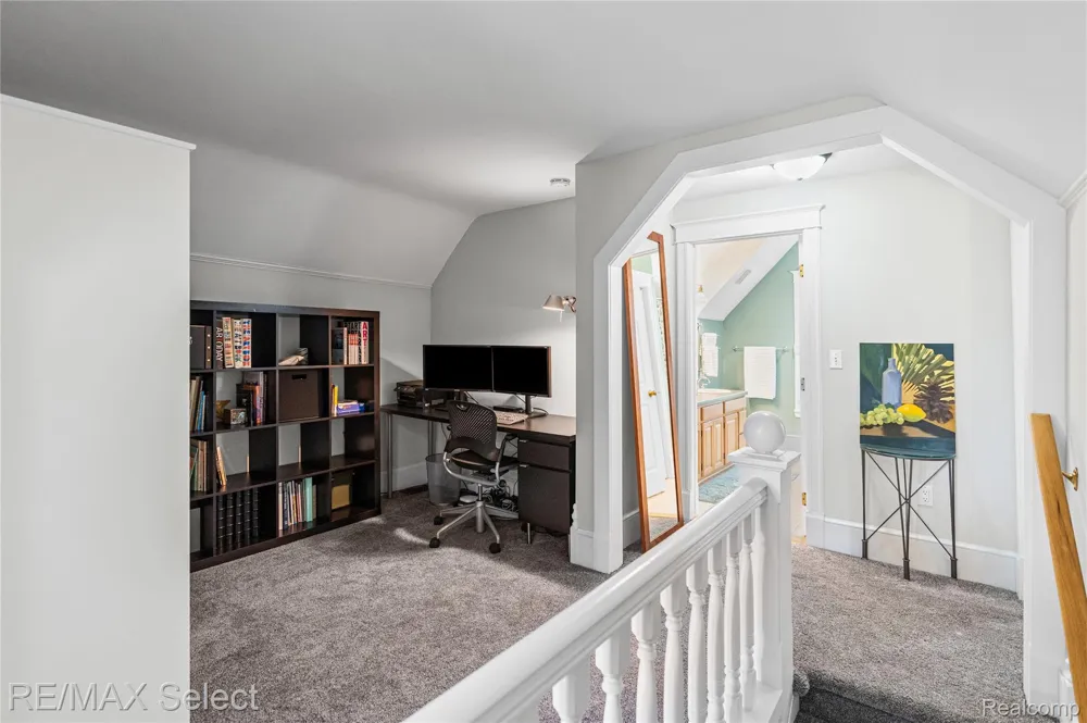 452 Butler Street Northville City, MI 48167
