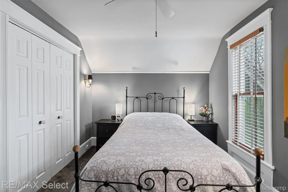 452 Butler Street Northville City, MI 48167