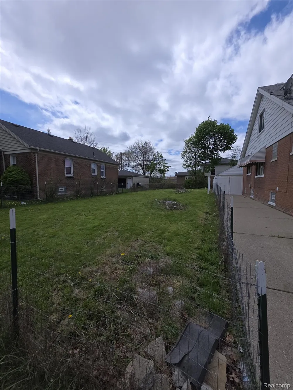 7309 Ternes Street Dearborn City, MI 48126