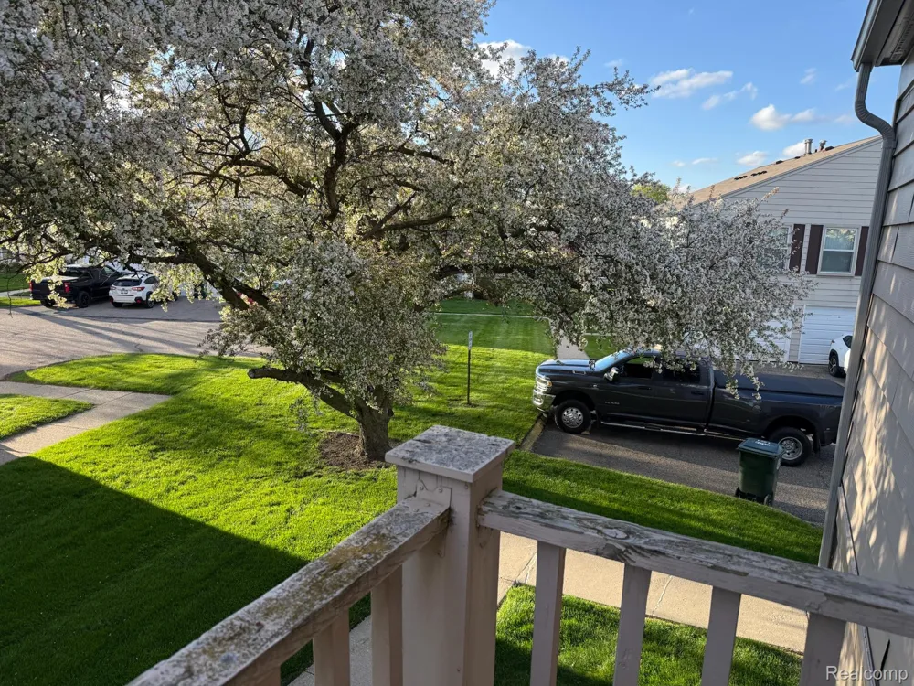 2761 Fox Hollow Court Orion Charter Township, MI 48360