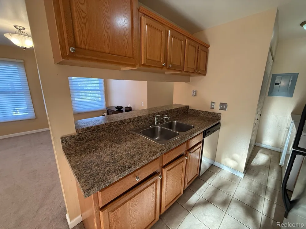 2761 Fox Hollow Court Orion Charter Township, MI 48360