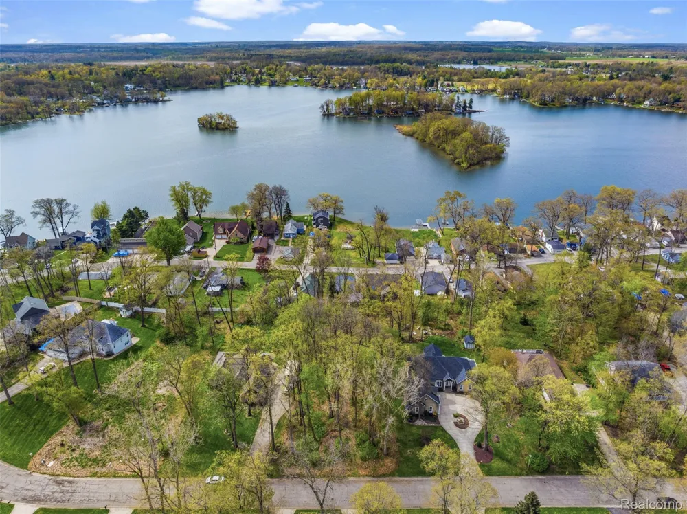 7531 Kovacs Drive Argentine Township, MI 48451