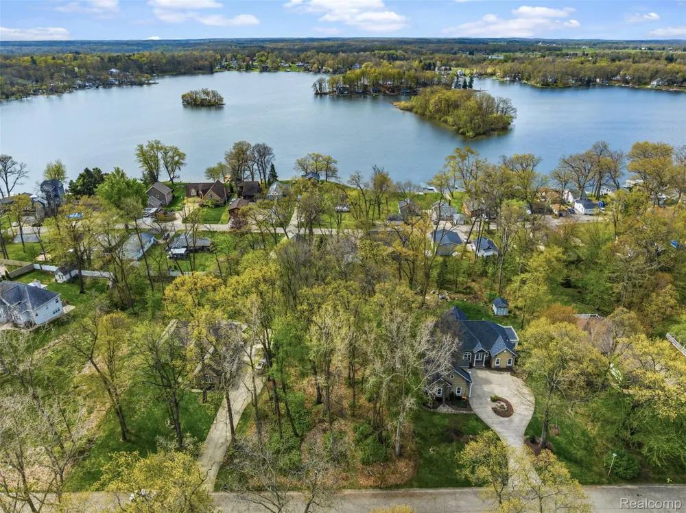 7531 Kovacs Drive Argentine Township, MI 48451