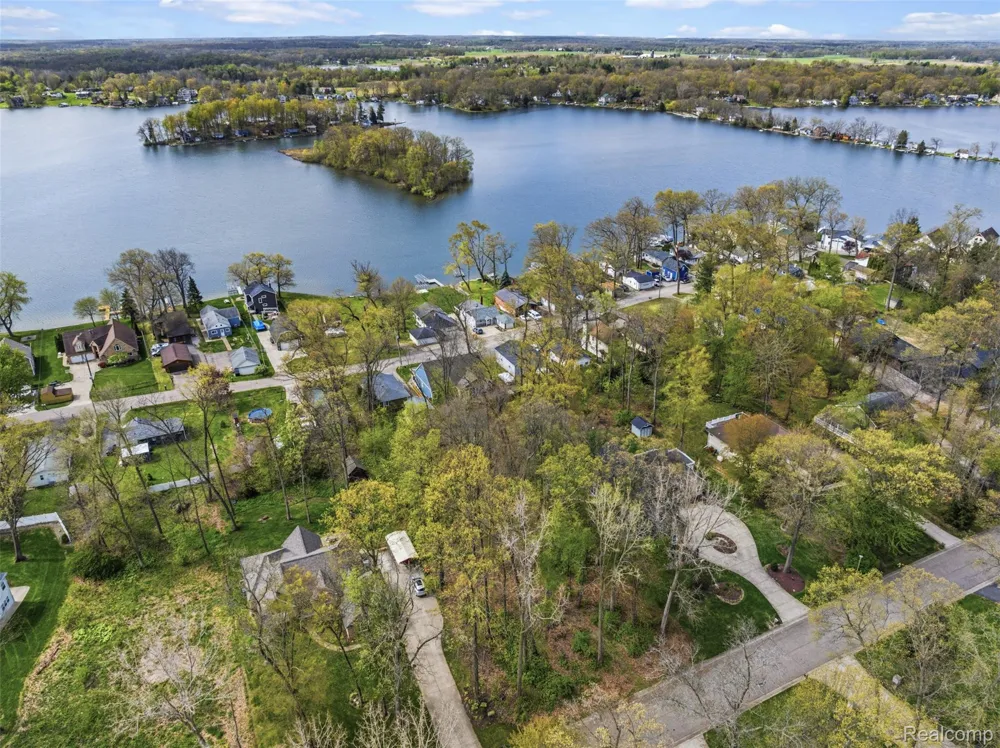 7531 Kovacs Drive Argentine Township, MI 48451