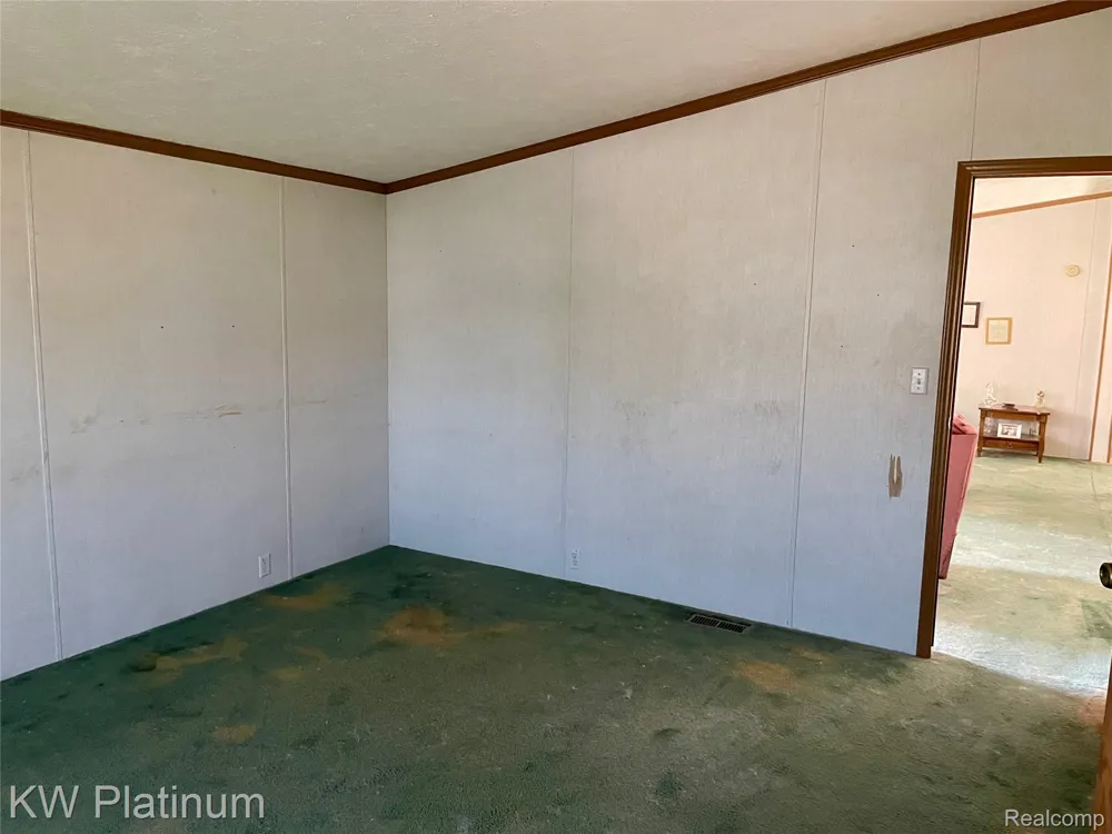 9691 Stoneypointe Drive Ira Township, MI 48023