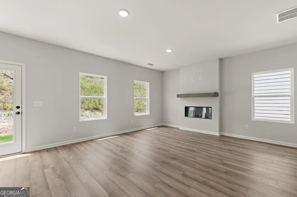 232 Black Walnut WAY Canton, GA 30114