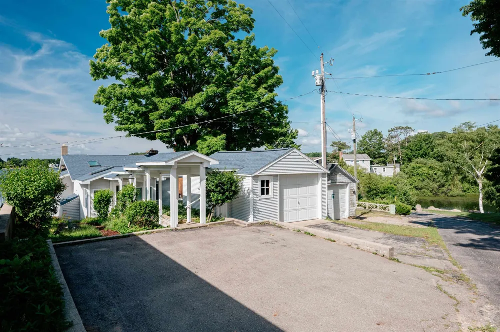 5133 Silver Lake Shores Road Blair Township, MI 49685