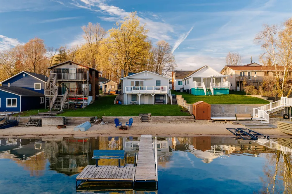 5133 Silver Lake Shores Road Blair Township, MI 49685
