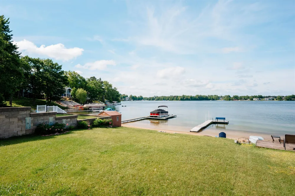 5133 Silver Lake Shores Road Blair Township, MI 49685