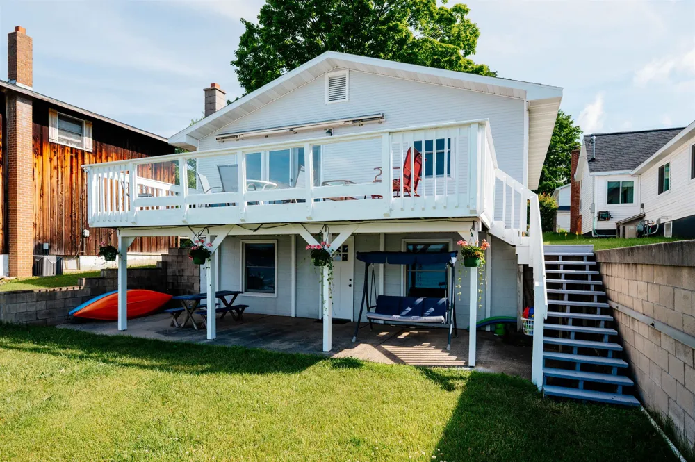 5133 Silver Lake Shores Road Blair Township, MI 49685