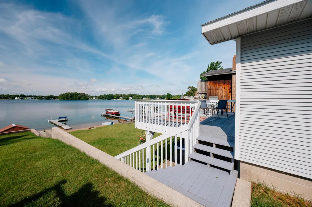 5133 Silver Lake Shores Road Blair Township, MI 49685