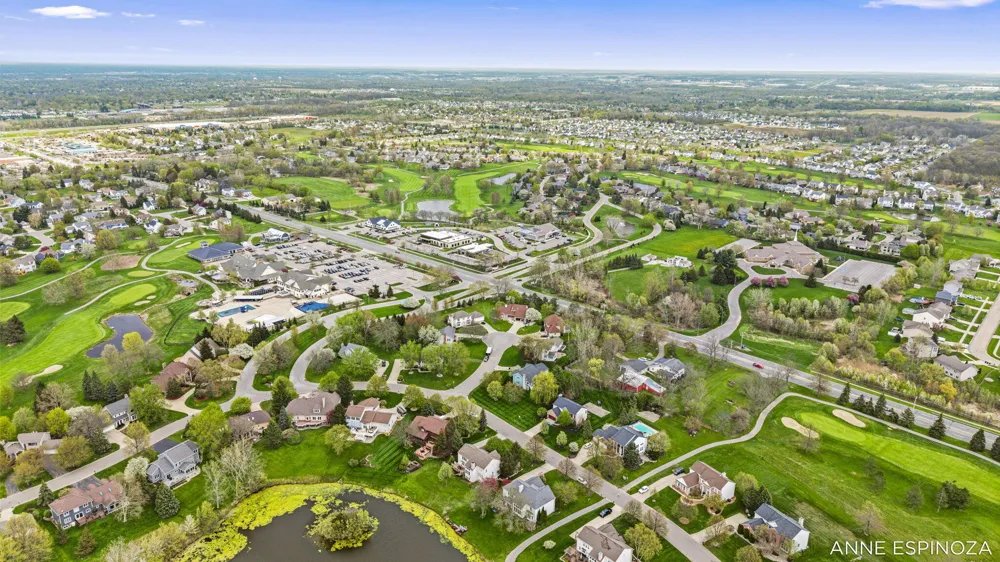 7423 Old Lantern Drive SE Gaines Charter Township, MI 49316