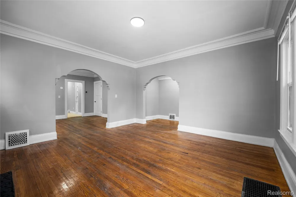 681 Clairmount Street Detroit City, MI 48202