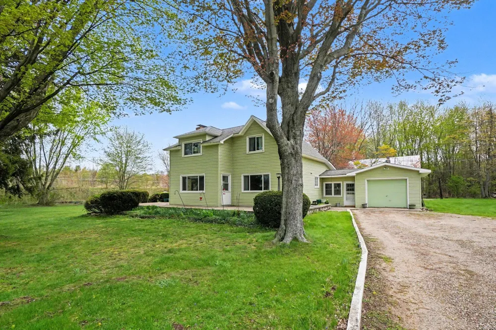 14361 76th Street South Haven Charter Township, MI 49090