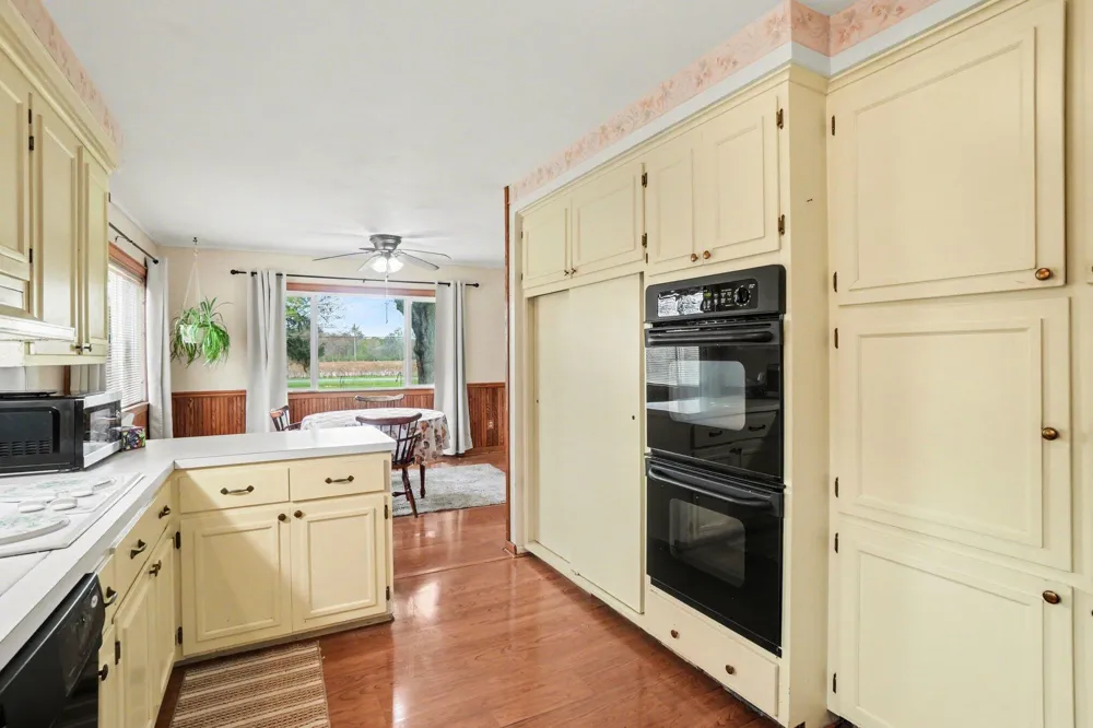 14361 76th Street South Haven Charter Township, MI 49090