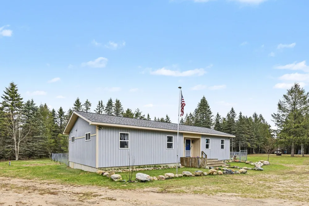 11675 SW Coster Road Springfield Township, MI 49633