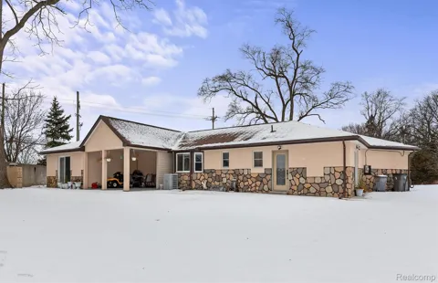 15500 Millar Road