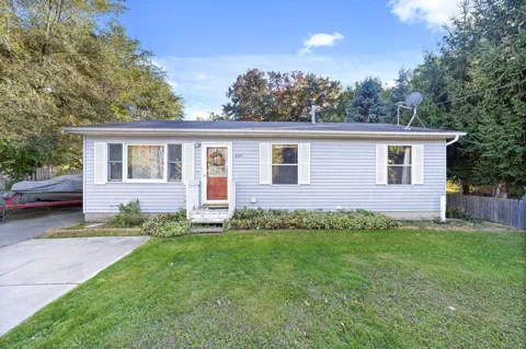 809 W Northrup Street